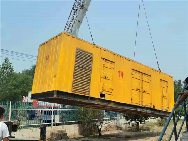 谷城300KW柴油发电机组油耗是多少？